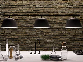 Pendellampen &uuml;ber dem Esstisch